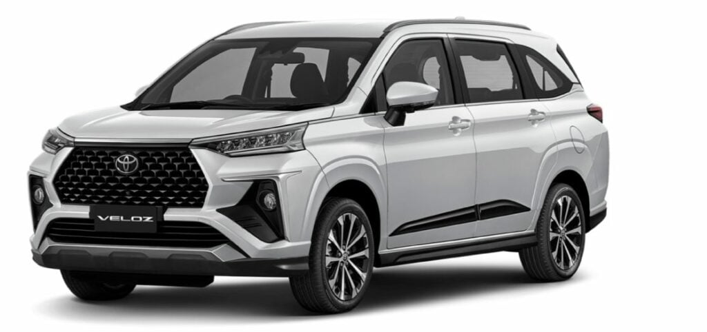 toyota veloz สีขาว