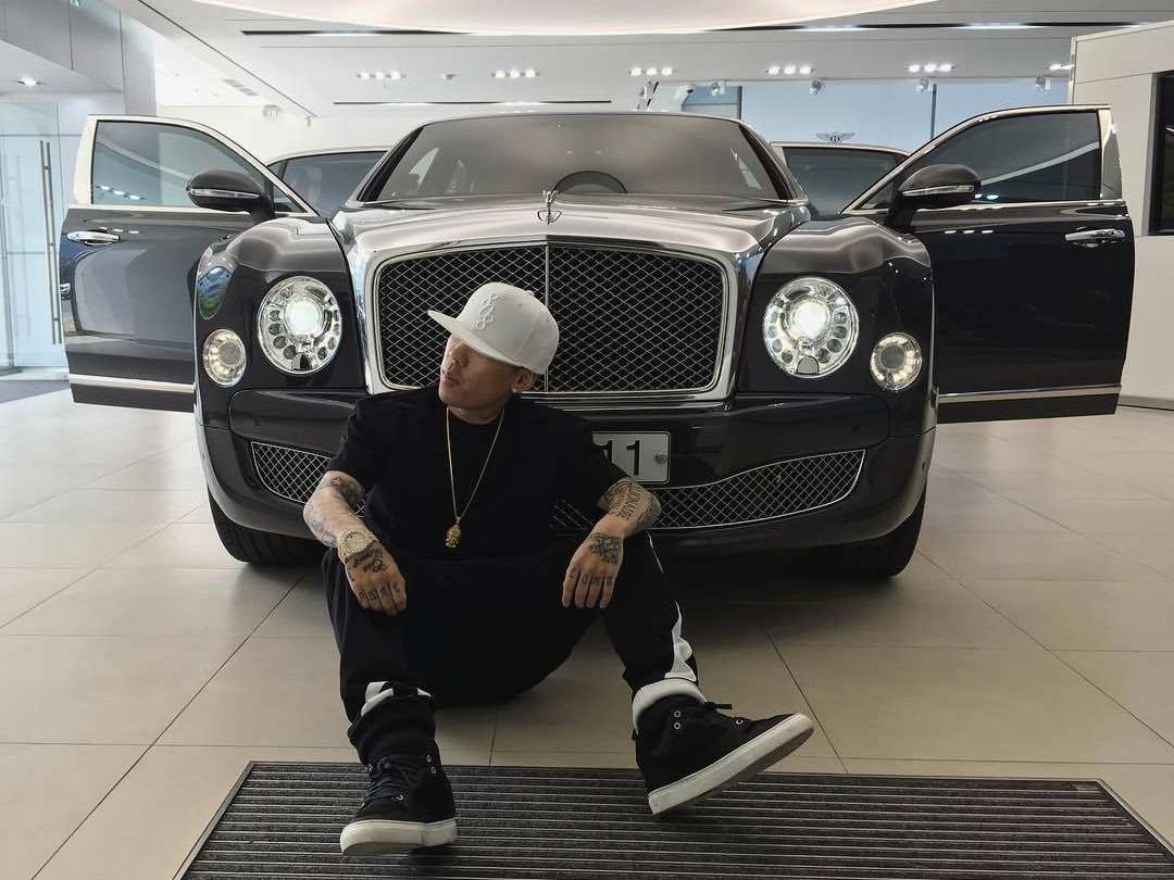 ดารา เกาหลี ชาย สุดเท่ Dok2 เบนท์ลีย์ มุลซานน์ (Bentley Mulsanne)
