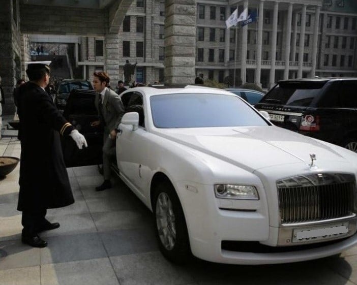 โรลส์-รอยซ์ โกสต์ (Rolls Royce Ghost) ดารา เกาหลี สุดฮอต Jang Keunsuk