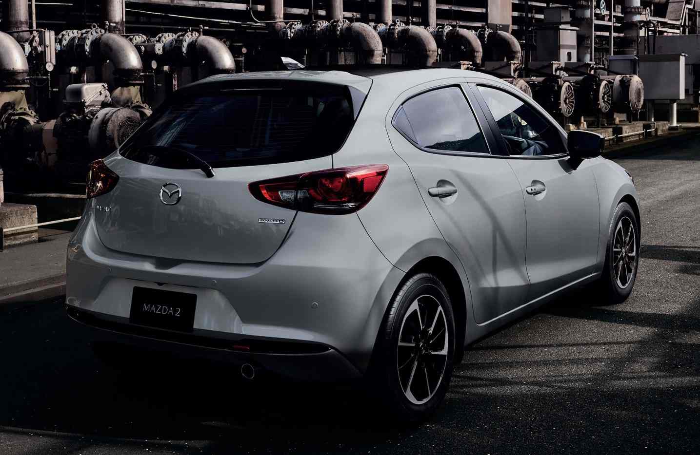 มาสด้า 2 2023-2024 Mazda 2 รีวิว สเปค ภายนอก ราคา