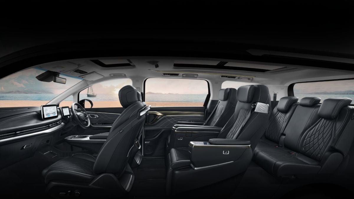รถครอบครัวน่าใช้ รถ 7 ที่นั่งประตูสไลด์ MG MAXUS 9 ภายใน 2023