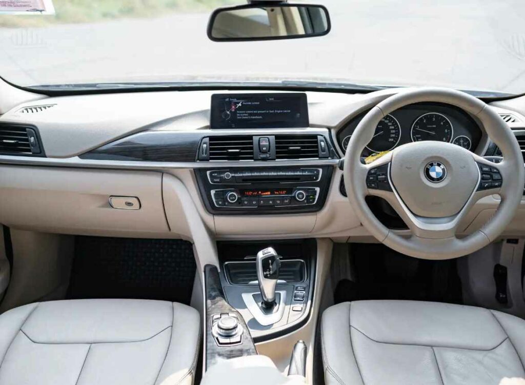 bmw 320d มือสอง