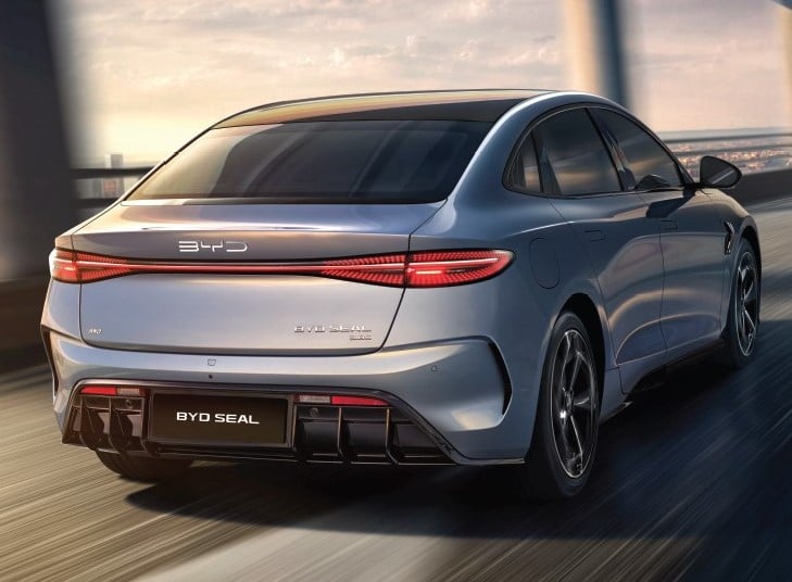 BYD Seal รีวิว สเปค 2023 ภายนอก ราคารถบีวายดี ซีล ผ่อน สเปค มือจับประตูแบบ Pop-out ฝากระโปรงท้ายเปิด-ปิดไฟฟ้าติดตั้งระบบป้องกันการหนีบอัจฉริยะ