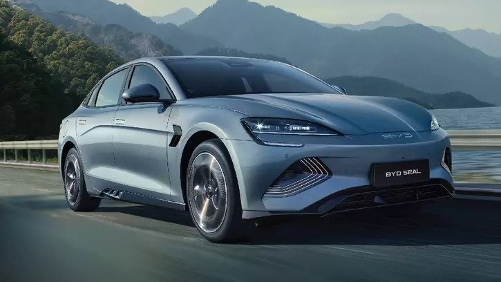 BYD Seal รีวิว สเปค 2023 ราคารถบีวายดี ซีล ผ่อน สเปค