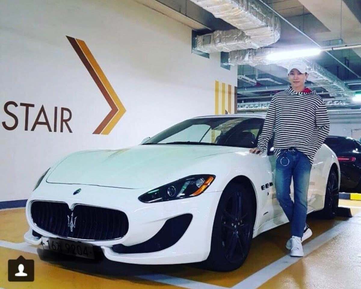 อี ทึก Super Junior Lee Teuk Super Junior มาเซราติ แกรนทูริสโม Maserati GranTurismo ดารา เกาหลี ไอดอล เกาหลี